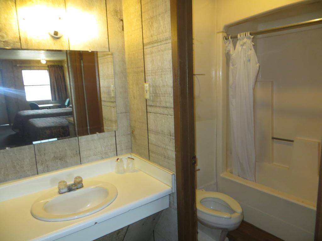 לארדו Loma Alta Motel חדר תמונה